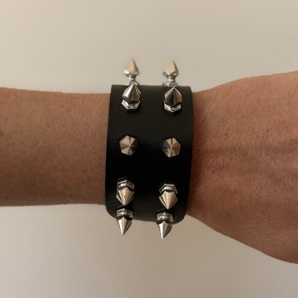 Other Jewelry - Y2K Volcanic Rock Cross Bracelet Black Beads 8-9 Inch Unisex Streetwear